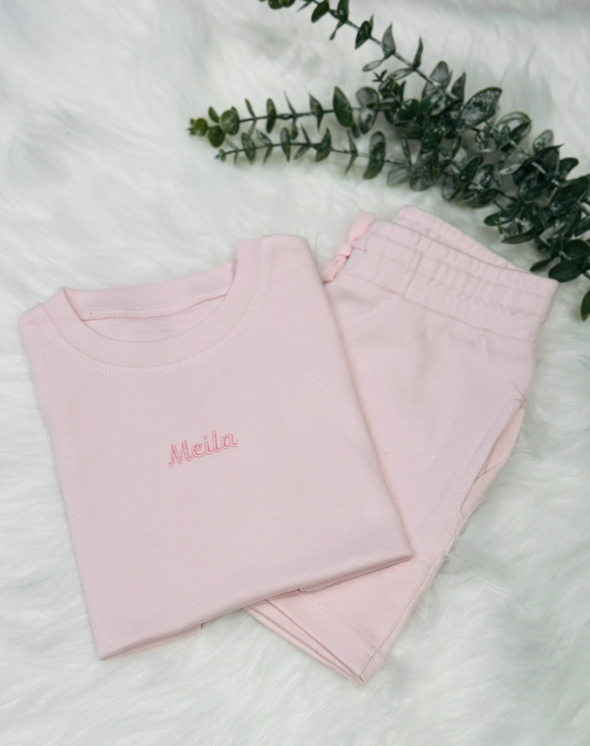 Kids cotton embroidered T-shirt and short set - Pink