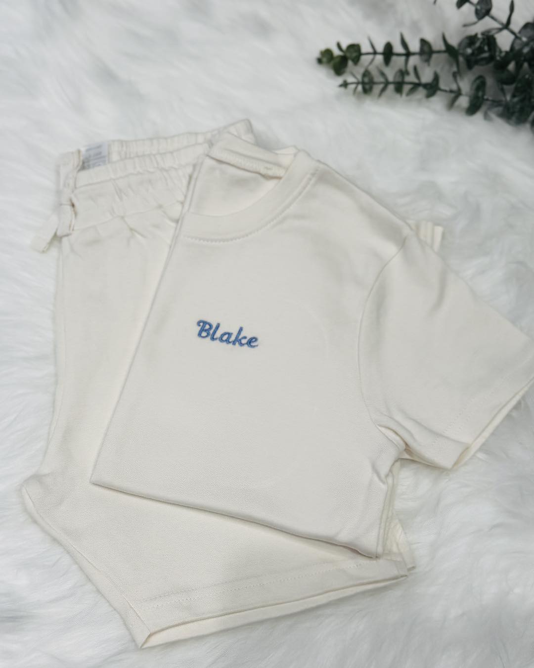 KIDS CLOTHING & LOUNGEWEAR