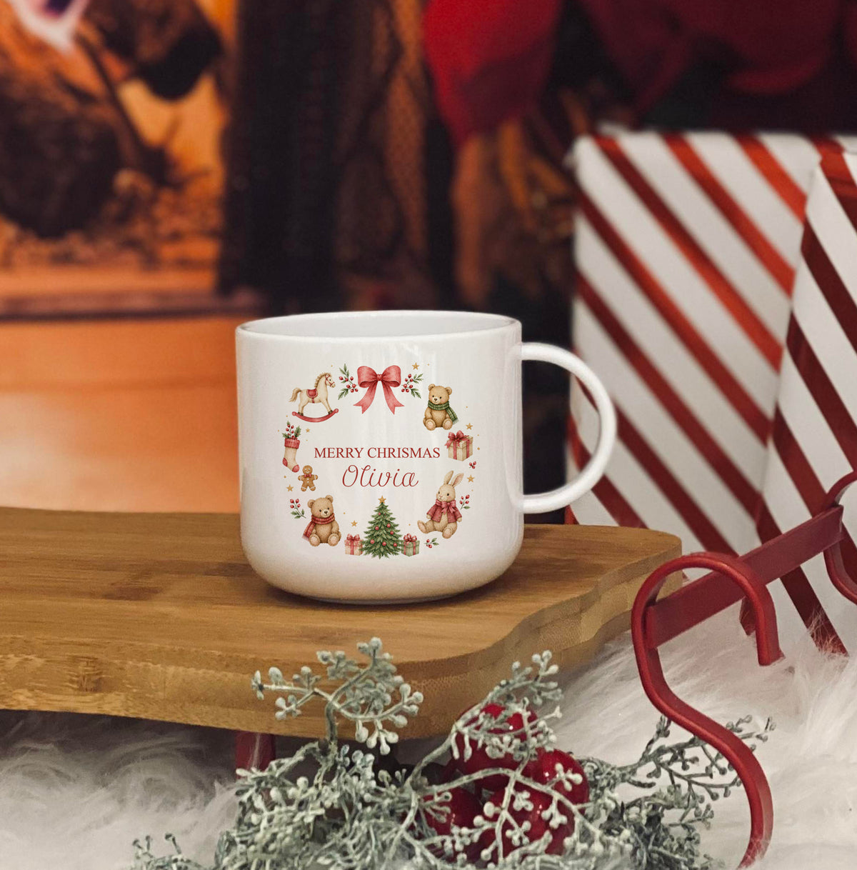 Personalised Red Wreath Design 6oz unbreakable kids mug