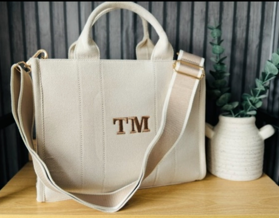 Natural ladies tote hand bag with embroidered initials